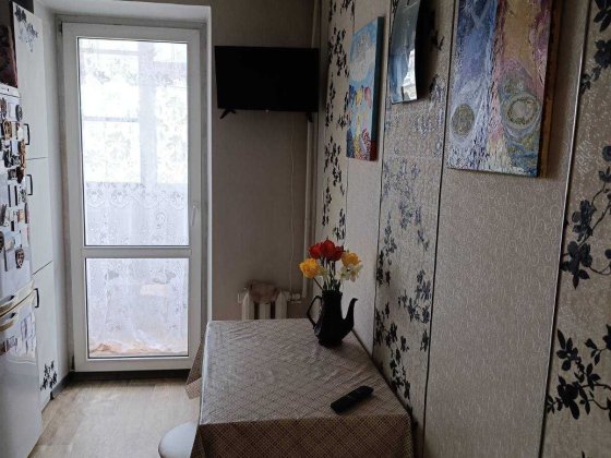 Продам 2 -кімнатну квартиру в центрі міста Балаклія