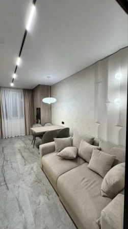 Продаж 2 квартри, Озерна, 2 поверх - фото 1