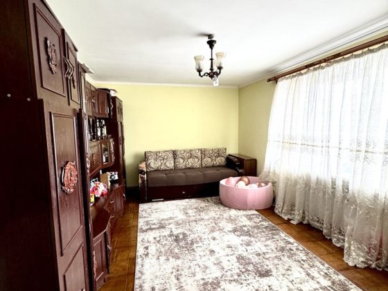 Продаж 4 кімнатної чешки Сторожинець
