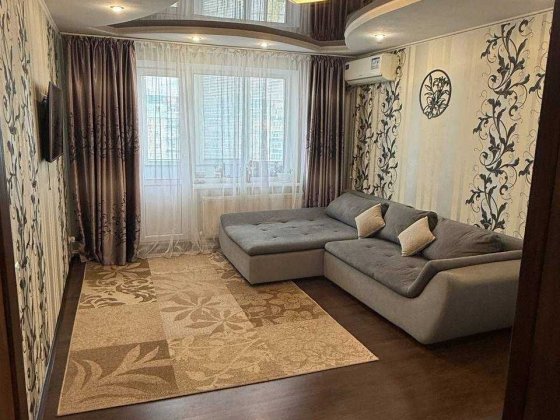 Продам свою 4х кім. квартиру, з ГАО, лівий берег 3мкр, 83 кв Куриловка
