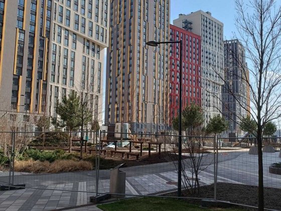 Продаж готової до ремонту  1-кімнатної квартири в сучасному ЖК "Svitlo Park", поруч метро Видубичі
