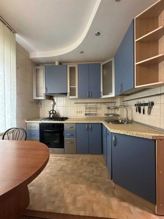 Продається  3-х кімнатну квартиру на пр-кті Червоної калини 55 (Фестивальний) - фото 1