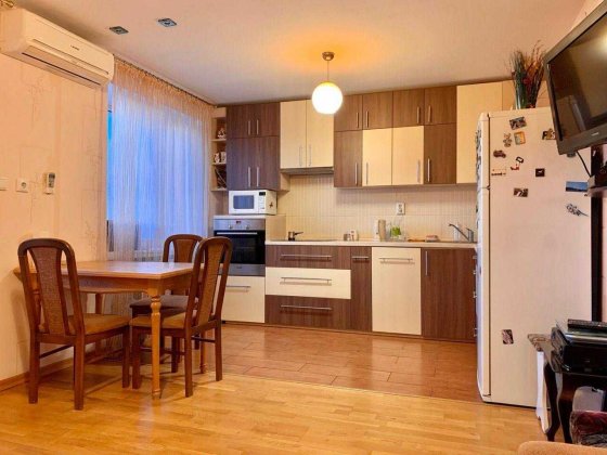 ТОРГ! Продам квартиру 2к 72м  вул.Новаторів 9, Дніпровський р-н, Київ Киев