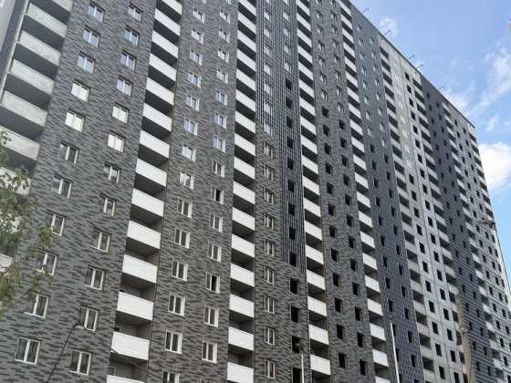 Жк Деснянський 2 кімнатная 72,05 м.кв Київ