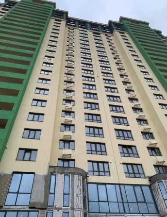Без комісії. Продаж 3 кімнатної роздільної квартири в ЖК " "Liko-Grad  Perfect Town".  Будинок здани - фото 1