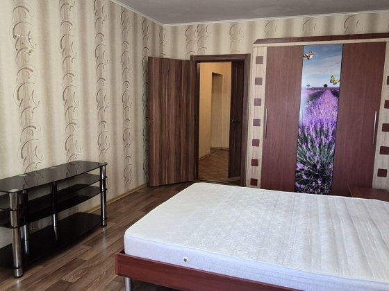 Пропонується на продаж 2-а квартира на Троєщині, вул.Милославська 16 Київ