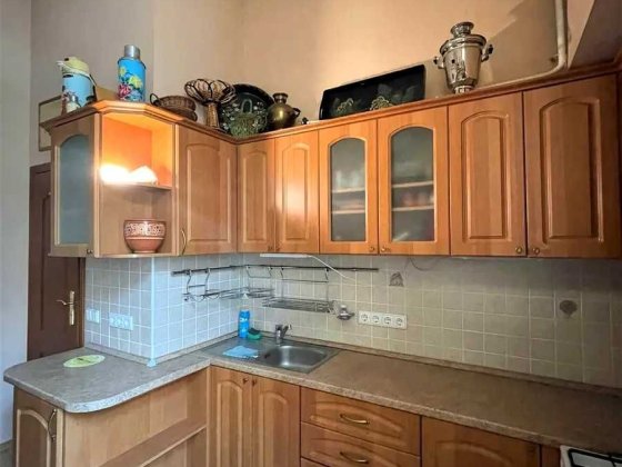 2 кімн. кв-ра вул. Антоновича, 24 м. площа Українських Героїв. Киев