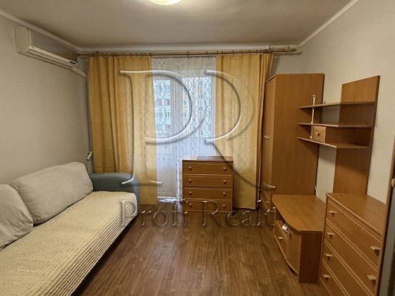 Продаж 1 кімн. кв./Милославька/ Червоної Калини/ Троєщина Киев
