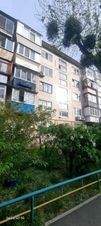 Продається двушка 45 кв.м, Мілютенка 12, метро Лісова - фото 1