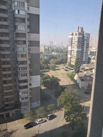 Дніпровський р н Азербажанська 16/1 продаю 4х кім кв 98 кв м - фото 1