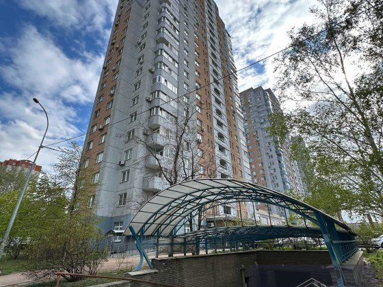 2 кім. 72м². Краківська, 13-А Будинок 2011 р. метро Дарниця. Без комісії Киев