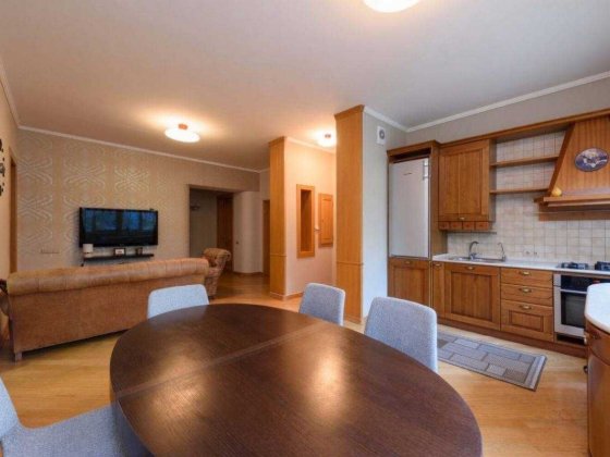 Продаж 3к квартири на Грушевського Центр Липки Київ