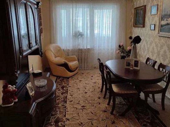 Продаж 3-кімнатної квартири по вул.Пирогівський Шлях (Червонопрапорна), 46 Київ