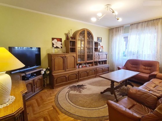 Продам 3-кімнатну квартиру на Оболоні, гарний житловий стан, вул. Л. Лук'яненка 33/35 Київ