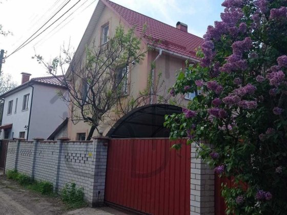 Оренда будинку 130 м² на Осокорках біля метро та озера Київ