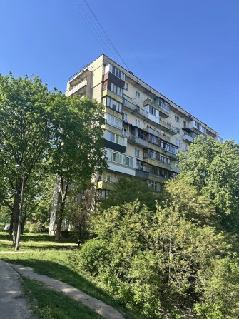 Продаж1кв 24м Виноградар Пров. Межовий 5 Вітряні Гори Метро 20хв пішки - фото 1