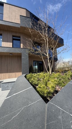 Продаж квартири в сердці Печерська. Ломаківська 55 | Мічуріна - фото 1