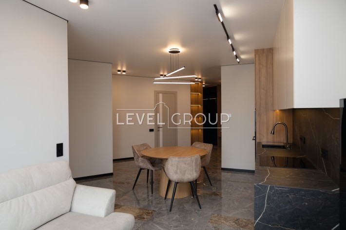Видова квартира з ремонтом 76м2 ЖК Great Грейт Осокорки - фото 1