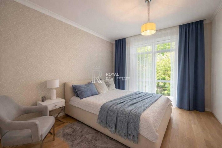 Продаж 2-кімнатої квартири з ремонтом 82м2 3 поверх Феофанія Клубний будинок Едельвейс Феофанія - фото 1