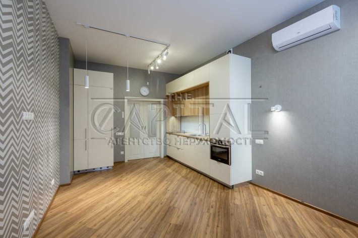 Продажа 3к 101м Центр Печерск ул. Иоана Павла Палац Украины Генератор - фото 1