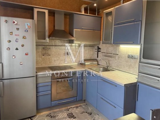 Продаж 1 кім квартири з ремонтом по вулиці Тростянецька Киев
