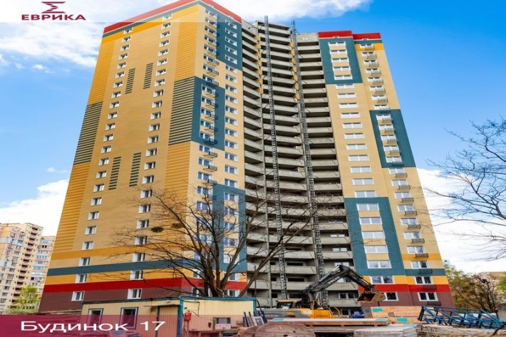 Продам 3-кімнатну квартиру ЖК Еврика м. Іподром - фото 1
