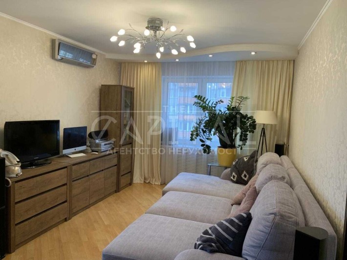 Продаж 3-кім квартири 91м на Саперній Слобідці, Деміївка, Либідська - фото 1