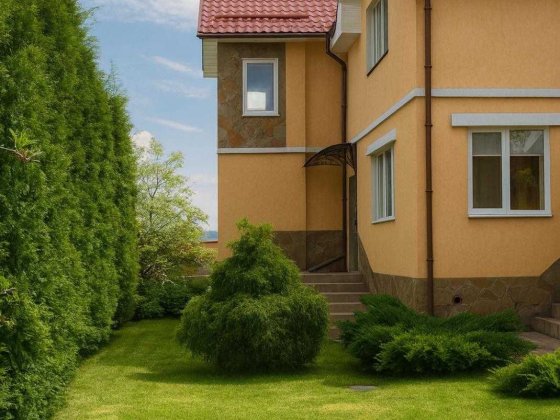 Київ. Троєщина.Будинок 250кв.Оренда на літо від 1 до 3 місяців. Без %.