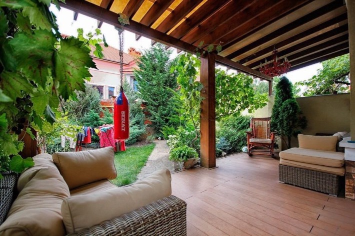 Аренда ДОМА в Совиньоне, 200м², 5 сот, есть Подвал! - фото 1