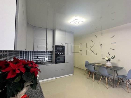 Оренда / Будинок / Таунхаус метро Осокорки, Славутич  River Mall, Novus Дарницький район