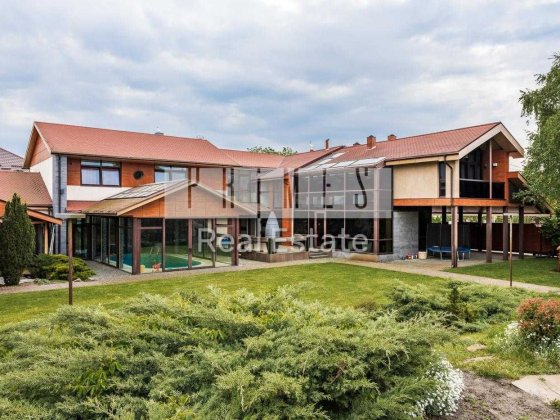 Оренда будинку на першій лінії Дніпра, сучасний стиль, Осокорки