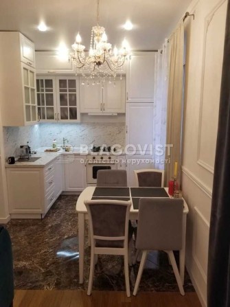 Центр, Гордієнка Хрещатик,Мечникова, 2 кім, 141500у.е Торг! - фото 1
