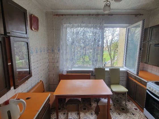 Без комісії !Продаж 3-кімнатної пр. Свободи 38 Київ