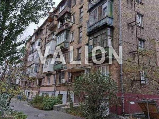 Продаж 1к квартири на вул. Набережно-Лугова 3, Подільський район Правий берег Киев