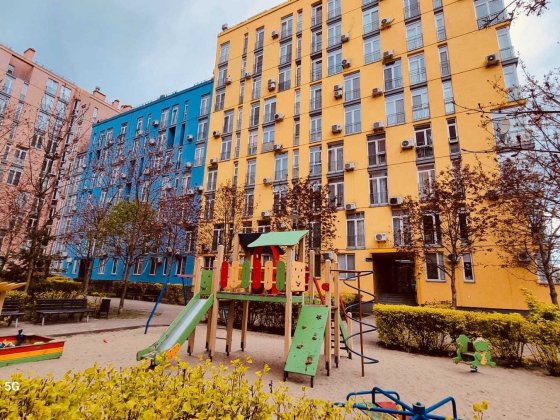 Продам 1 комн.квартиру 44 кв.м. в ЖК Конфорт Таун,ул.Регенераторная 4 Київ