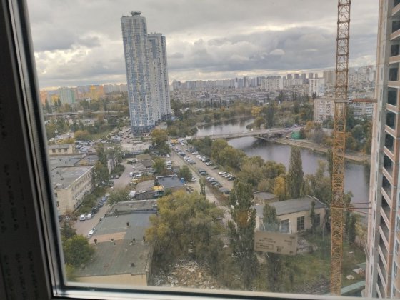 Продам 1-кімн квартиру в ЖК Русанов Резидент, метро Лівобережна
