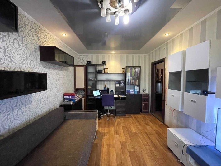 Продажа 2/3 части (50м2) в 3-ком квартире - фото 1