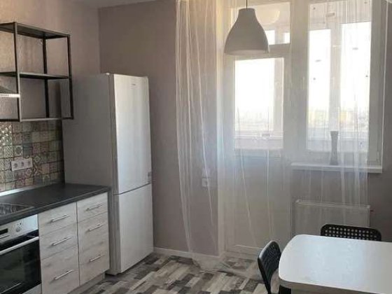 Продаж 2к.кв, ЖК 4 сезони, Здановської 34б, метро Васильківська, Київ