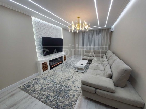 Продаж квартири, ЖК 4 Сезона, вул. Максимовича , Голосіївський Киев