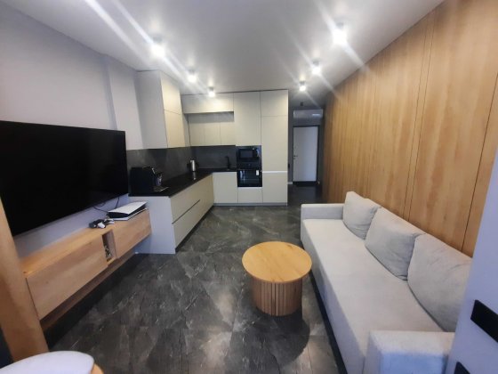 Продаж квартири ЖК Кришталеві джерела 2-к 44м2 Авторський дизайн вул.Метрологічна Киев