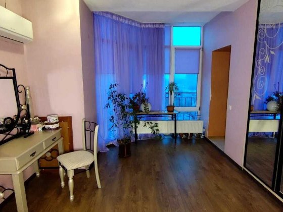2 кім. квартира, 2 санвузли, вул.Здановська 60/5 (Ломоносова) Киев