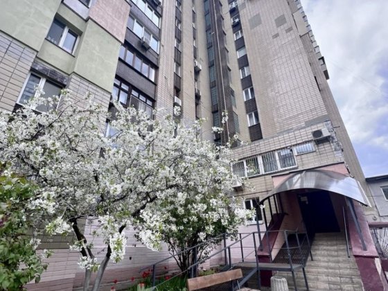 Продаж квартири 3к Тичини, 8 Київ Київ