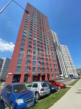 Варшавський Плюс Подільський Виноградар продаж 2к квартири на Змієнка 21 - фото 1