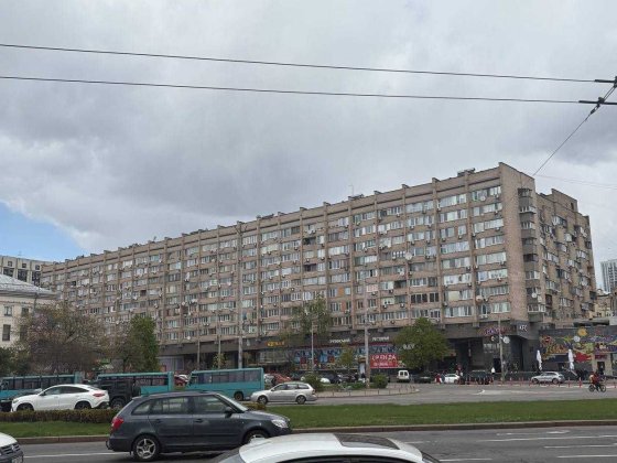 4к Гончара Центр міста дуже вигідно Під ремонт 4 room, Kyiv centre, great value, ready for renevatio Київ