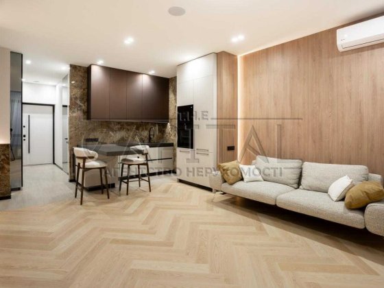 Продаж квартири, ЖК TRIIINITY, вул. Василя Тютюнника Київ