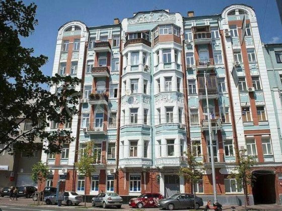 Продажа 2к квартиры Саксаганского Олимпийская Пл Льва Толстого Центр