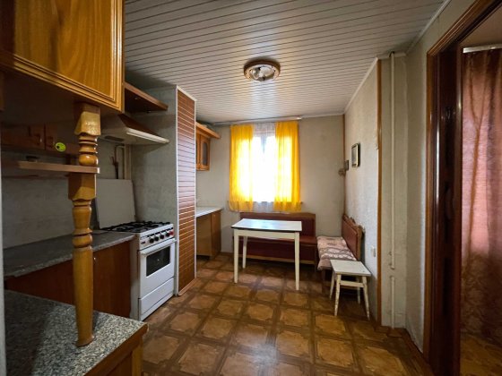 Продаю 1 к. квартиру, Святошино, Котельникова, 7 Киев