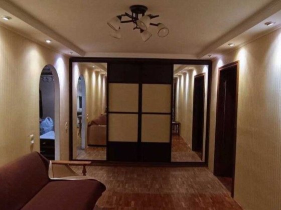Ваучер, УБД, ДМЖ 2х кімнтана кв. в житловому стані, цегла, газ