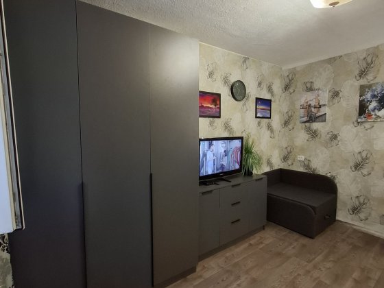 Продам 1-кімнатну квартиру з ремонтом Киев