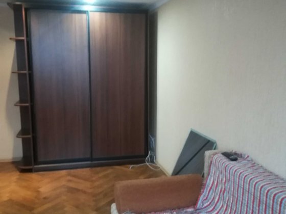 Парково-Сирецька 5а.Метро Дорогожичі-10 хвилин Київ
